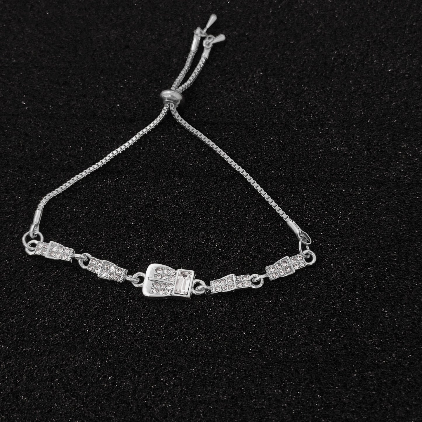 Beautiful Light Luxury High-grade Full Diamond Flash Trendy Temperamental Minority Bracelets