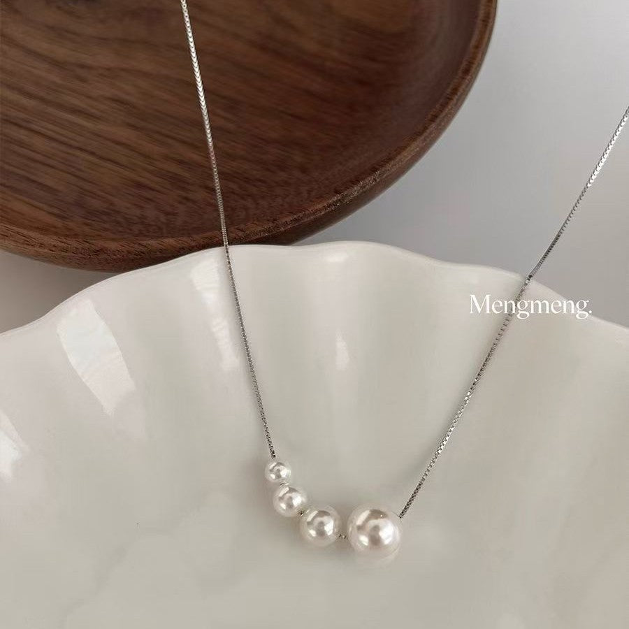 Women's Cold Style Pearl Fashionable Beaded Clavicle Chain Necklace