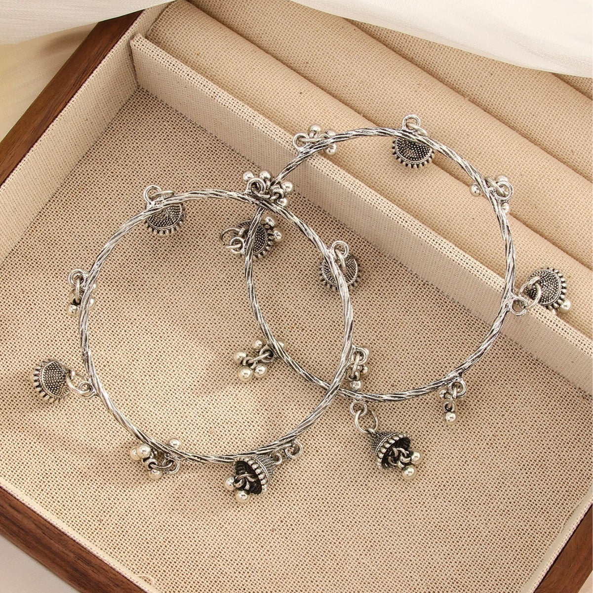 Xi Fashion Retro Ethnic Style Bell Bracelet