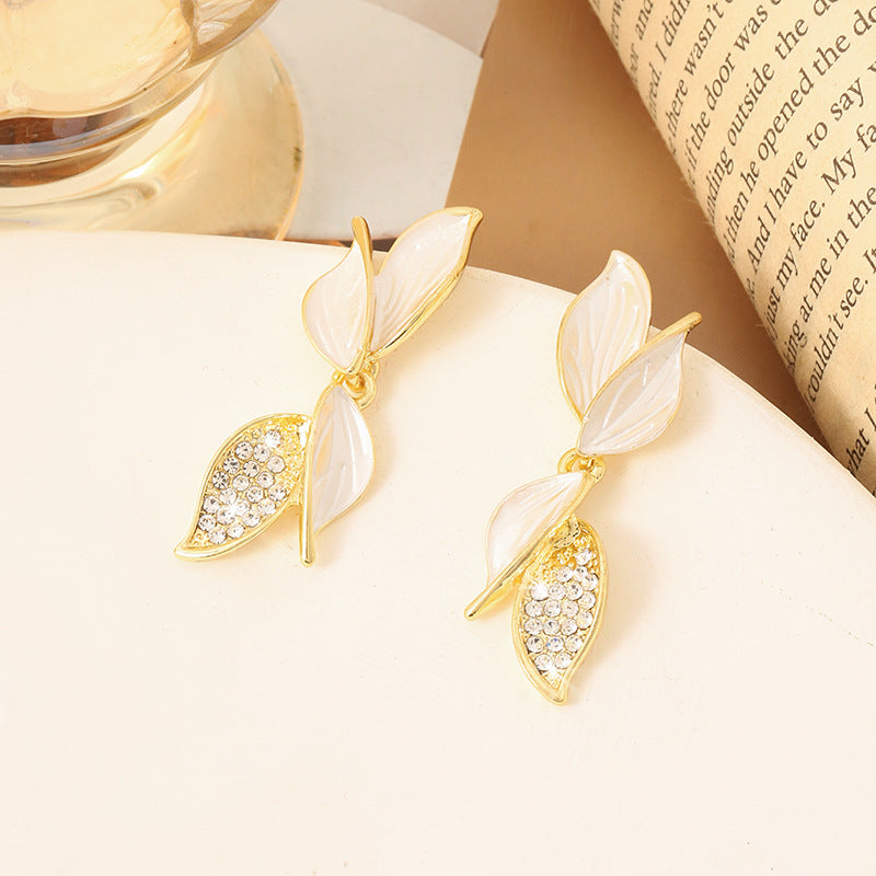 Simple Retro Sier Needle Pearl High Sense Ear Earrings