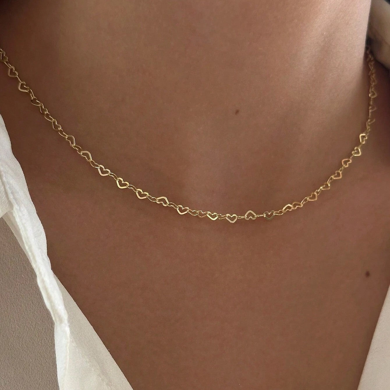 Women's Popular Simple Hollow Love Heart For Bracelets