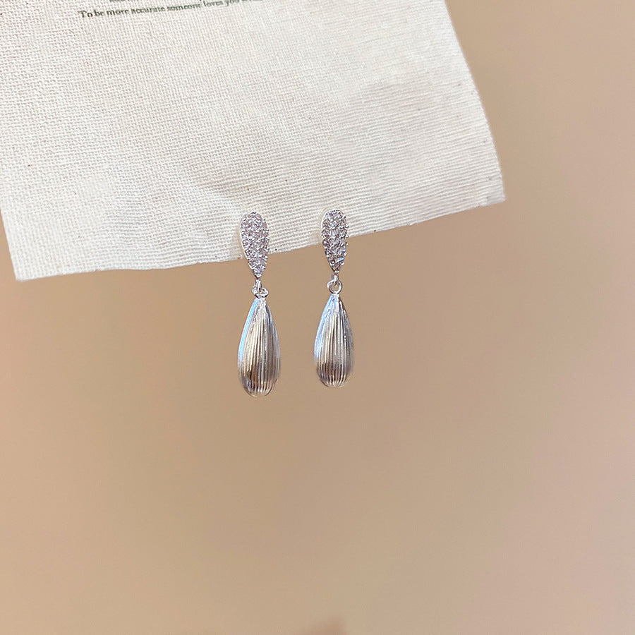 Women's Needle Zircon Bow Water Drop Tassel Simple Fashion Stud Earrings