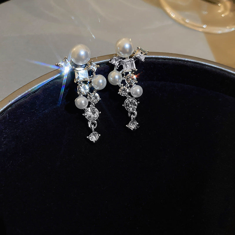 Korean Style White Zircon High-grade Simple Personalized Design Sense Earrings