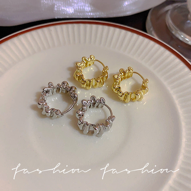 Design Sense Light Luxury Gold Unique Hook Female High Temperament Rings