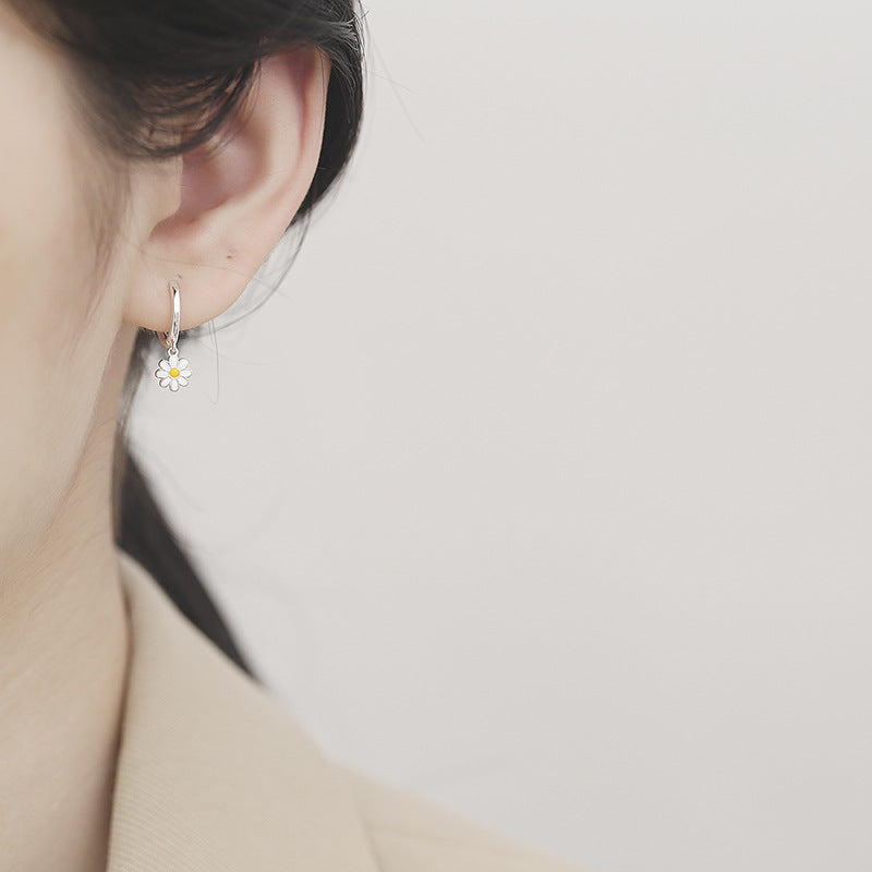 Women's Sterling Sier Sweet Fashion Daisy Ear Personality Earrings