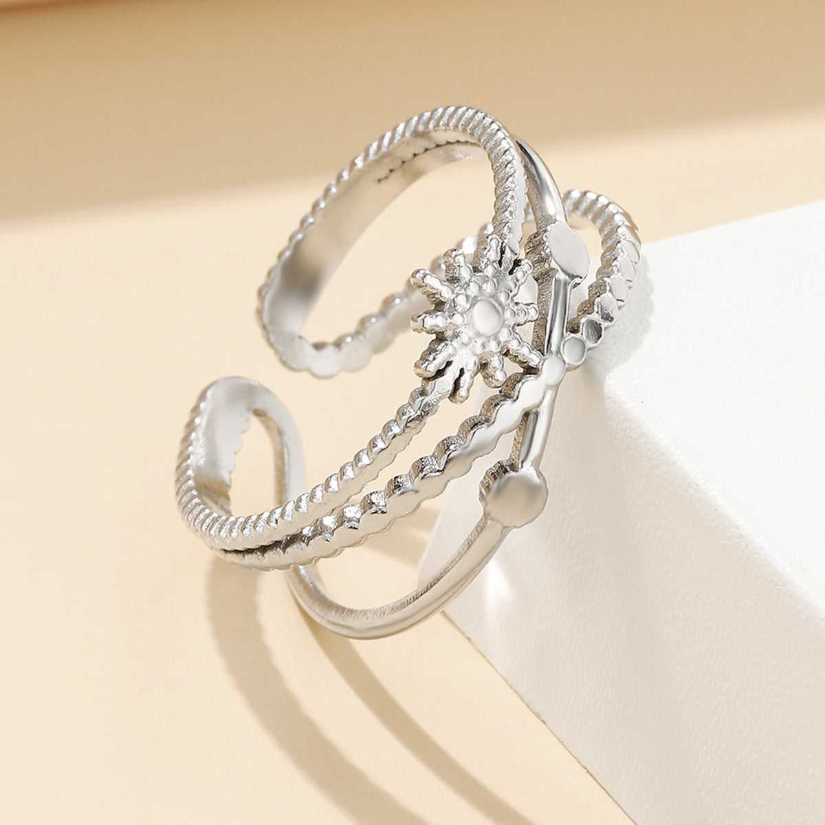 Retro Sunflower Design Stainless Steel Female Gold Ring