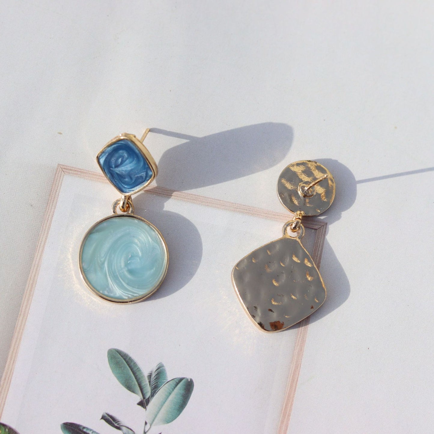 Asymmetric Simple Dripping Oil Style Painting Starry Stud Earrings