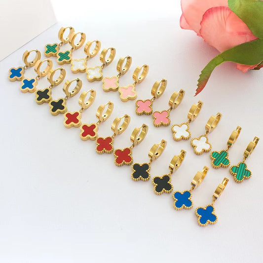 Gold Titanium Steel Short Clip Lucky Four-leaf Clover Rings