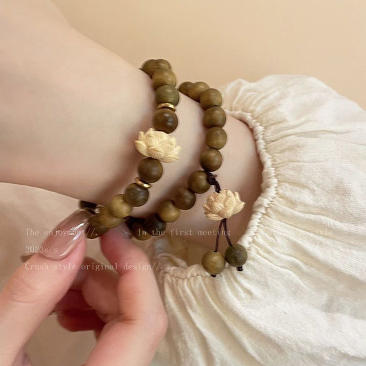 Women's Green Sandalwood String Beads Lotus Chinese Bracelet