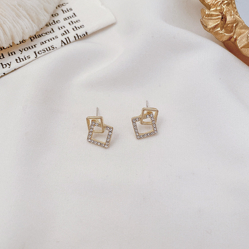 Women's Light Luxury Summer Fashion Stall Night Earrings