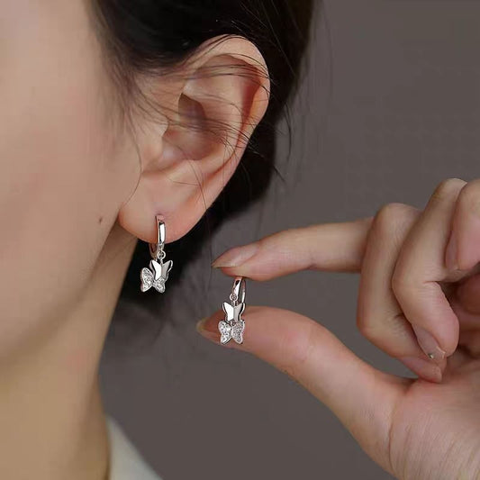 Women's Fashion Butterfly Design Temperament Clip Exquisite Ear Buckle