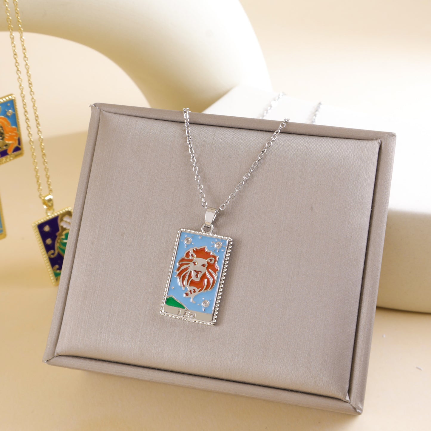 Drop Oil Relief Square Plate Female Minority Necklaces