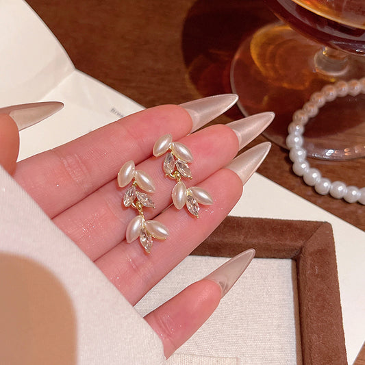 Women's Luxury Minority High-grade Zircon Tassel Wheat Elegant Temperamental Earrings