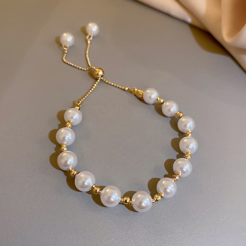 Women's Pearl Buckle French Fashion Design Retro Love Temperament Bracelets