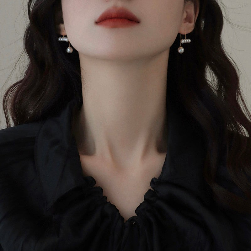 Women's Design Pearl With Thin Face Simple Ear Line