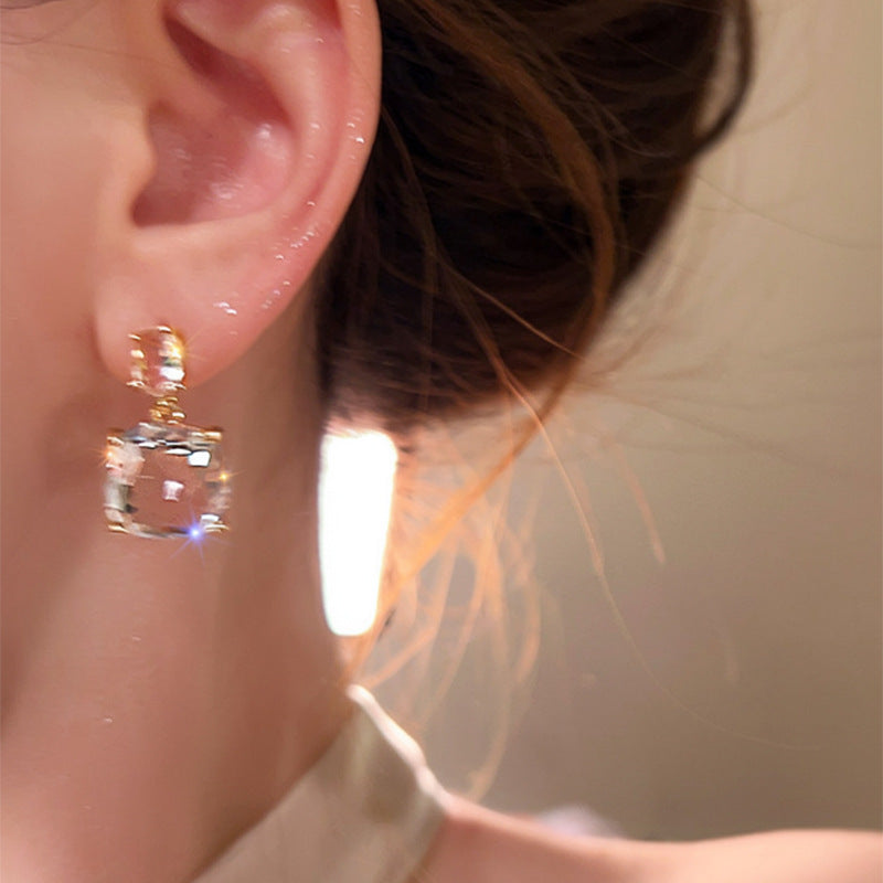 Gold Plated Sier Needle Zircon Round Female Light Luxury Stud Earrings
