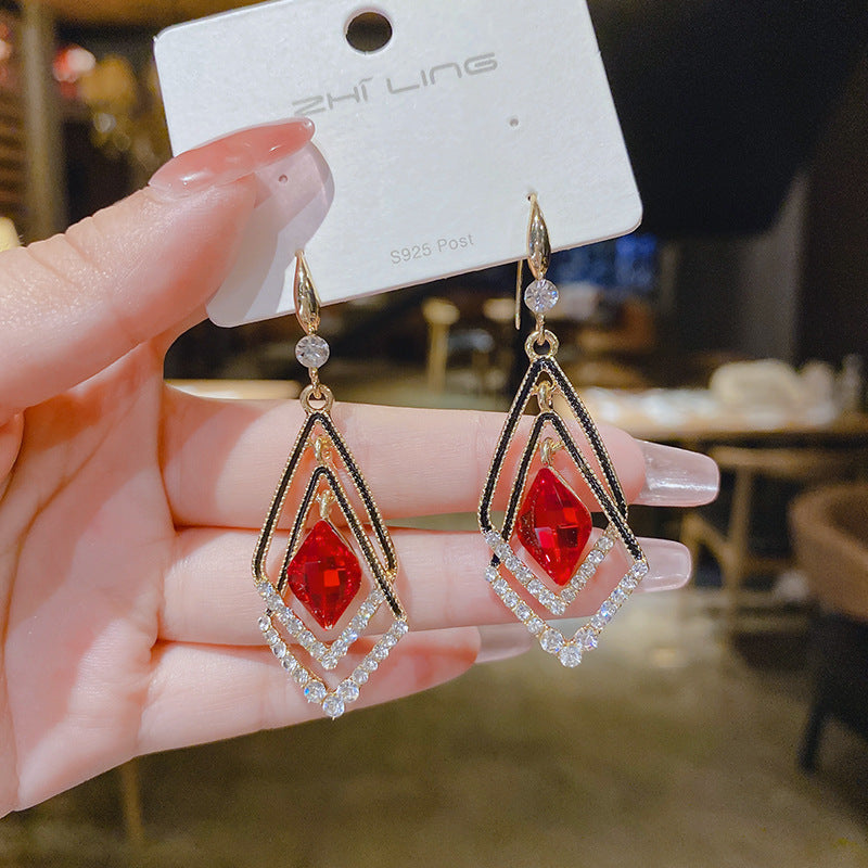 Geometric Crystal Female Temperament Long Live Broadcast Earrings