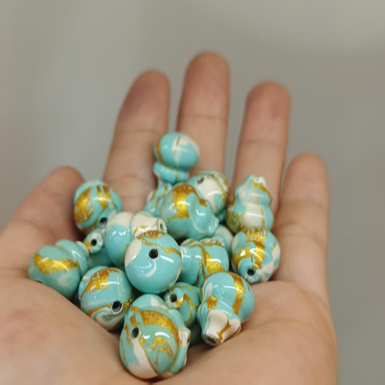 Paint Over Stall Small Commodity Live Bracelets