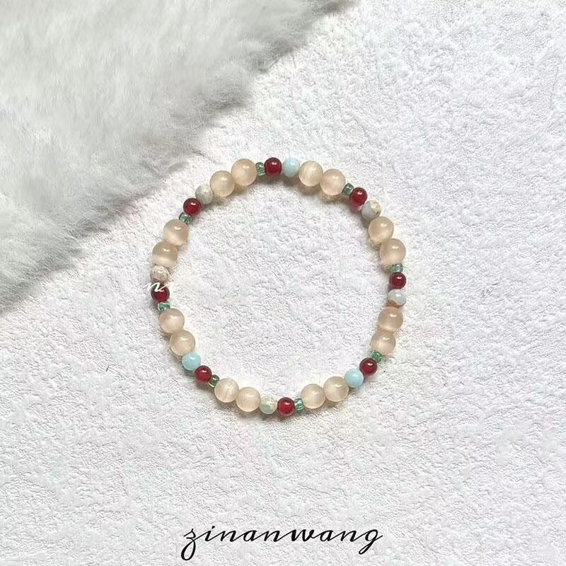 Little Lime Cat Green Cat's Paw Bracelet