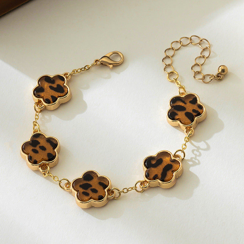 Fashion Elegant Lucky Five Petal Flower Female Bracelet
