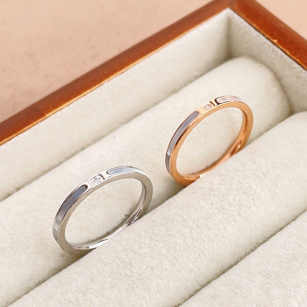 Lady White Shell Fine Circle Elegant Twin Rings