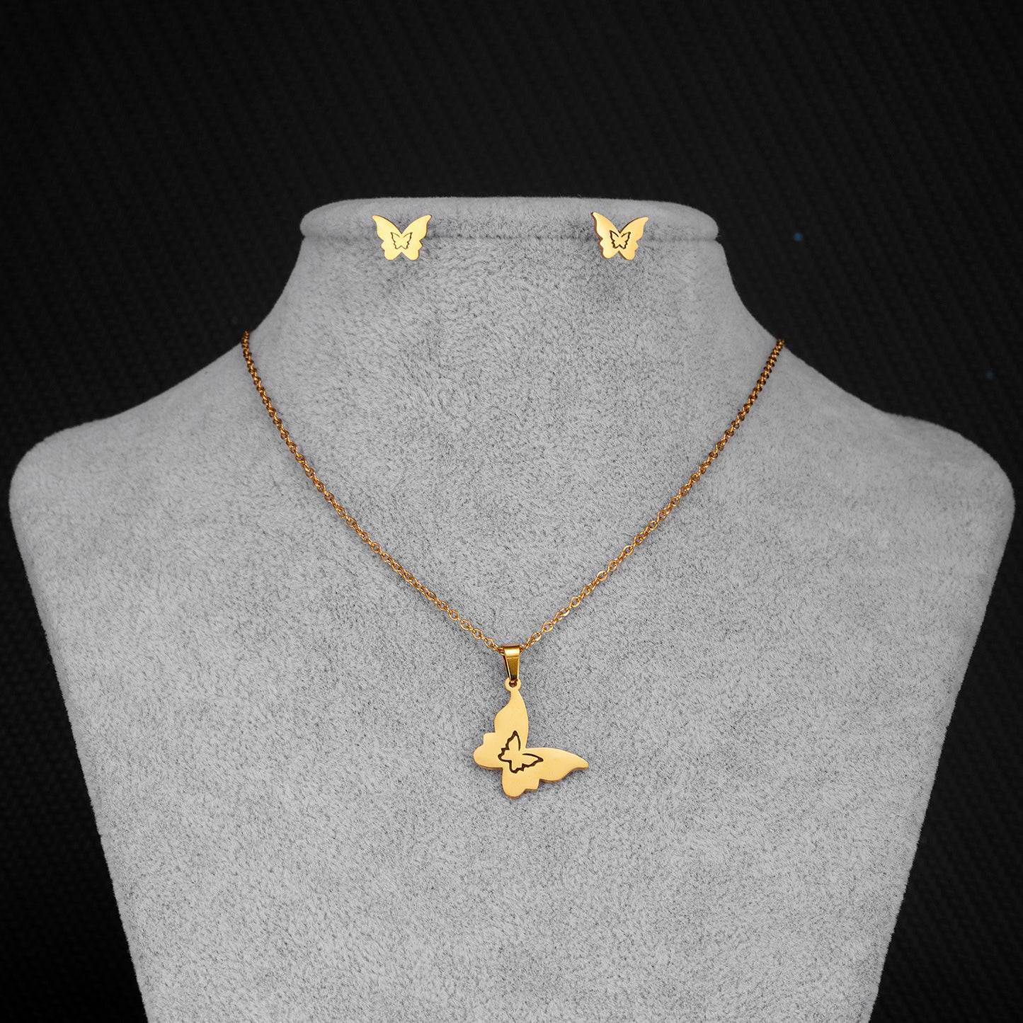 Mother's Day Hollow Heart-shaped Butterfly Combination Necklaces