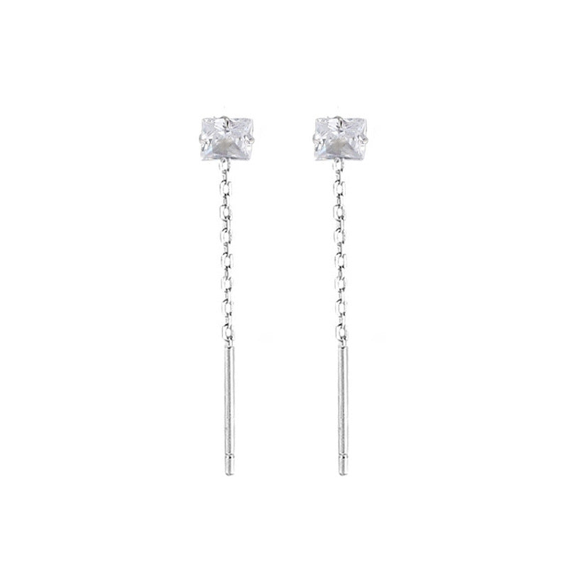 Women's Art Selection Simple High-grade Style Loving Heart Zircon Heart-shaped Cube Ear Line