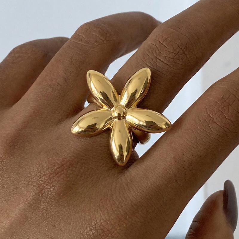 Stainless Steel Glossy Flower Open Gold High-grade Ring