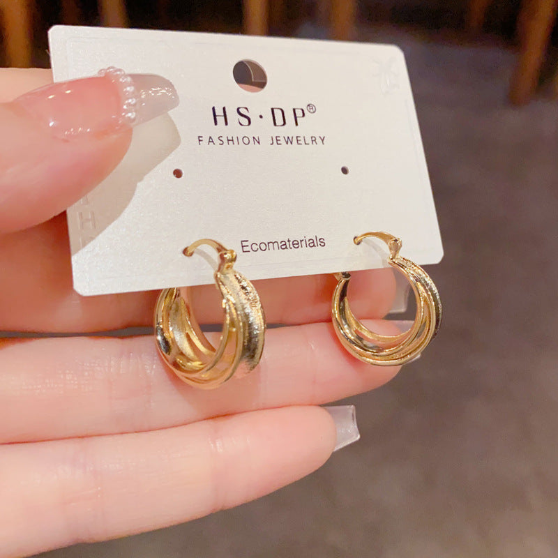 Stylish Simple Metal Geometry Clip Female Temperament Light Luxury Unique Rings