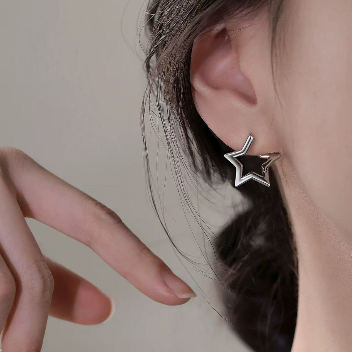 Sier Needle Design Female Light Luxury High Earrings