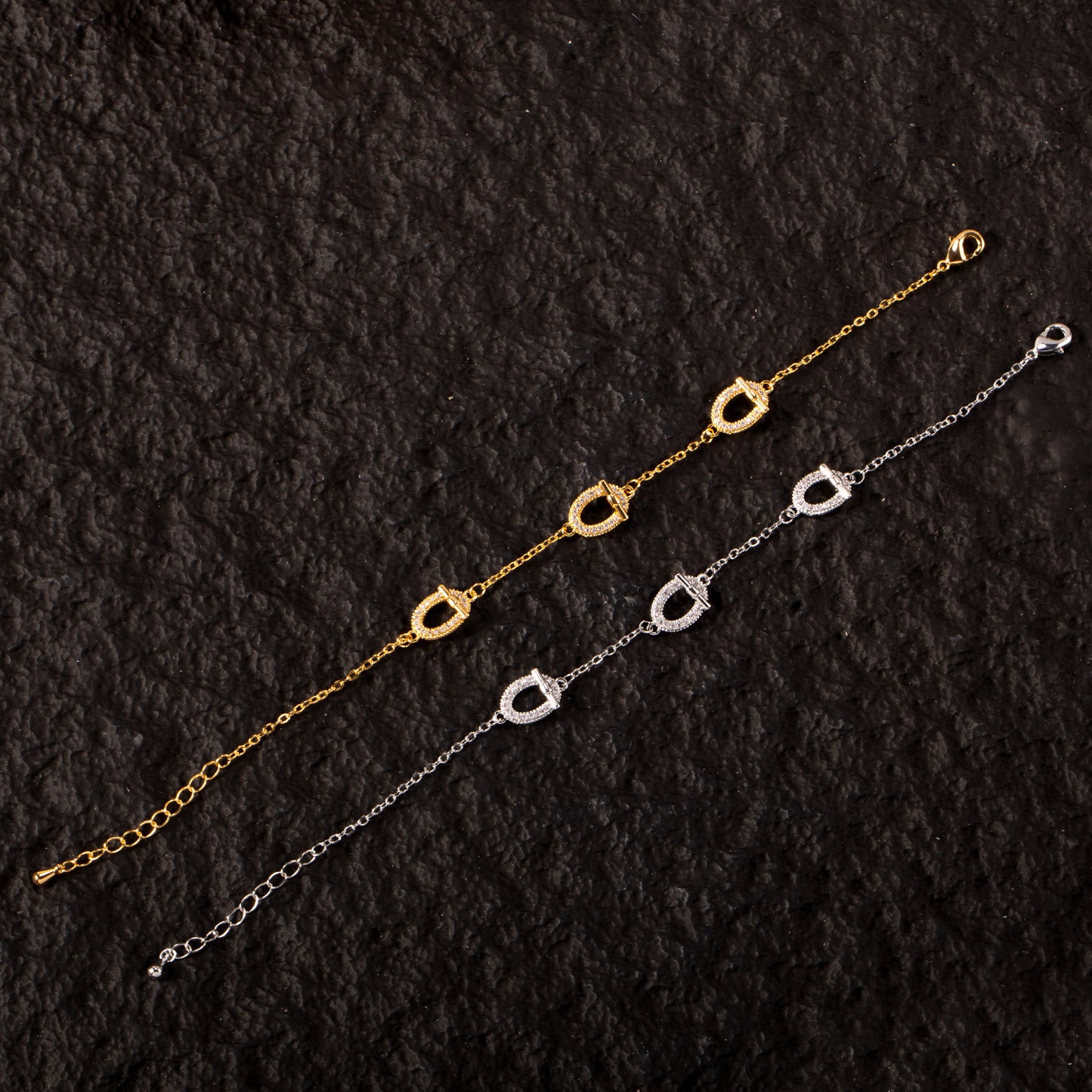 Cross Bar Series Pig Nose Travel Bracelet