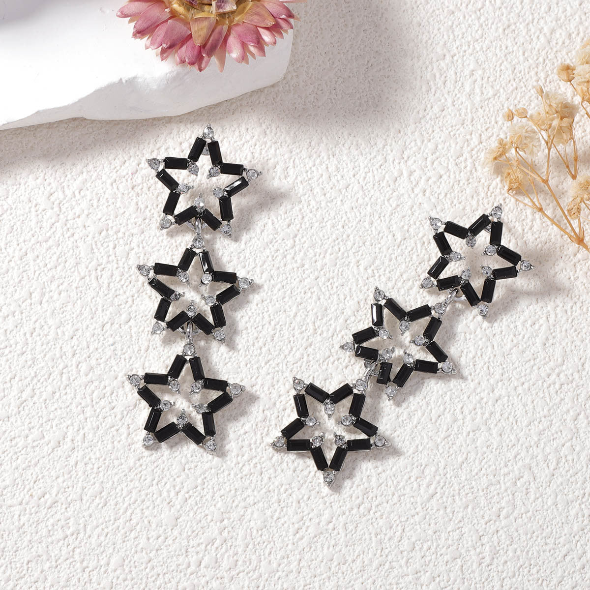 Geometric Five-pointed Star Diamond Temperament Entry Lux Niche Rings