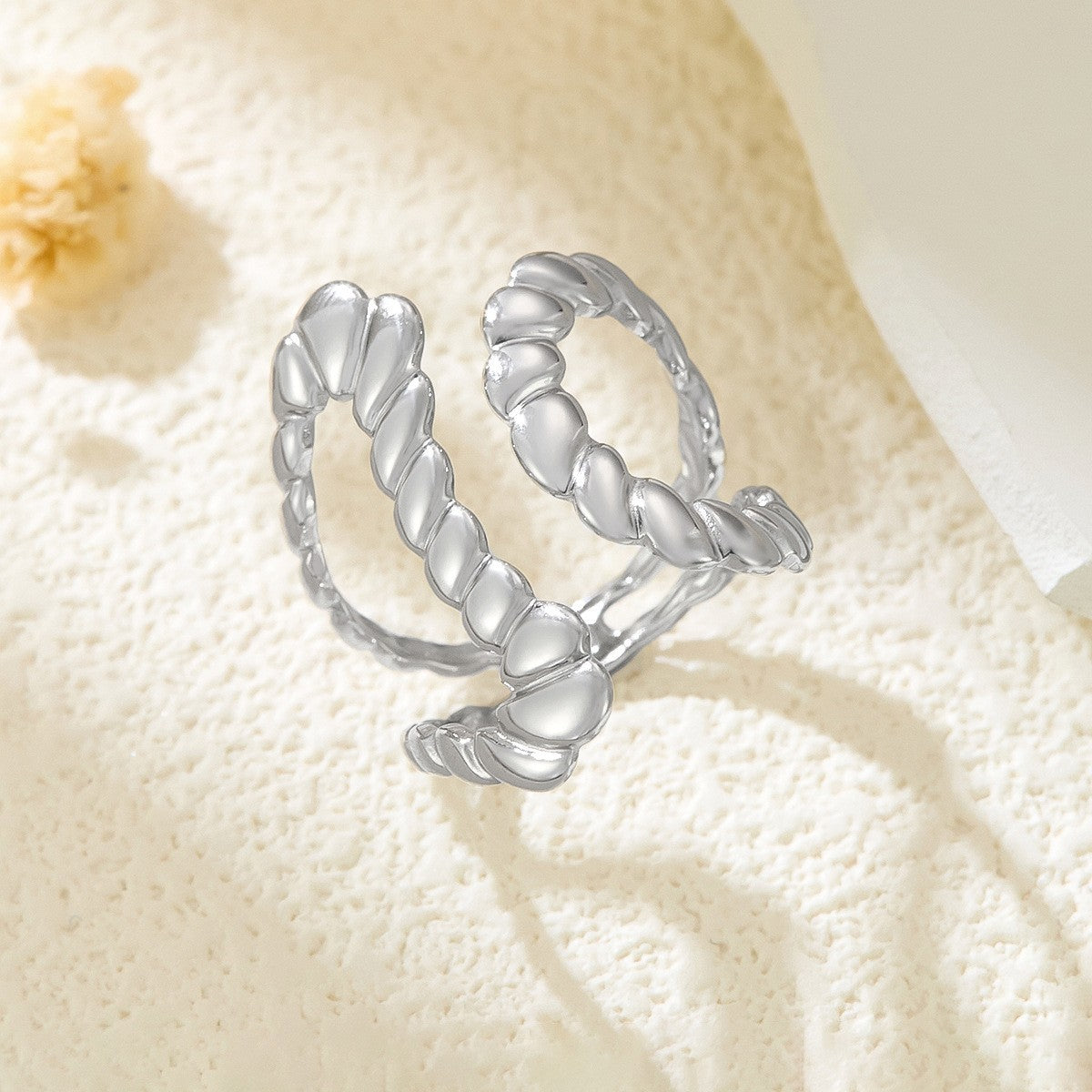 Stainless Steel Irregular Line Love Heart-shaped High-grade Ring