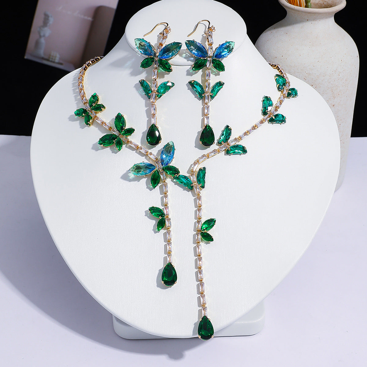 Fashion Trend Zircon Green Butterfly Tassel Necklace