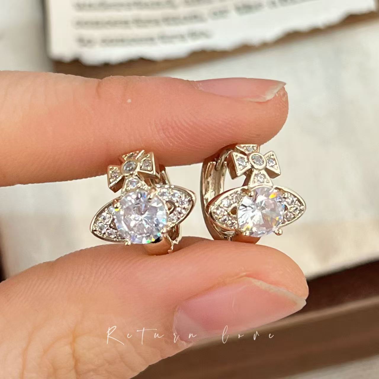 Retro Coffee Golden Cross Flower-de-luce Planet Ear Clip Earrings