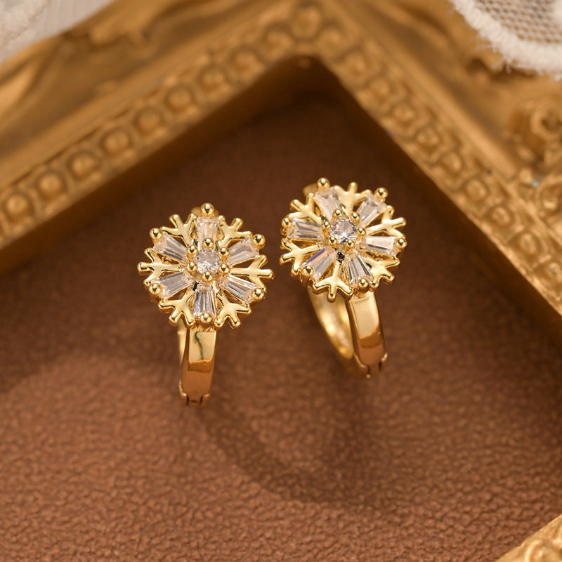 Snowflake Zircon Ear Small Exquisite Light Earrings