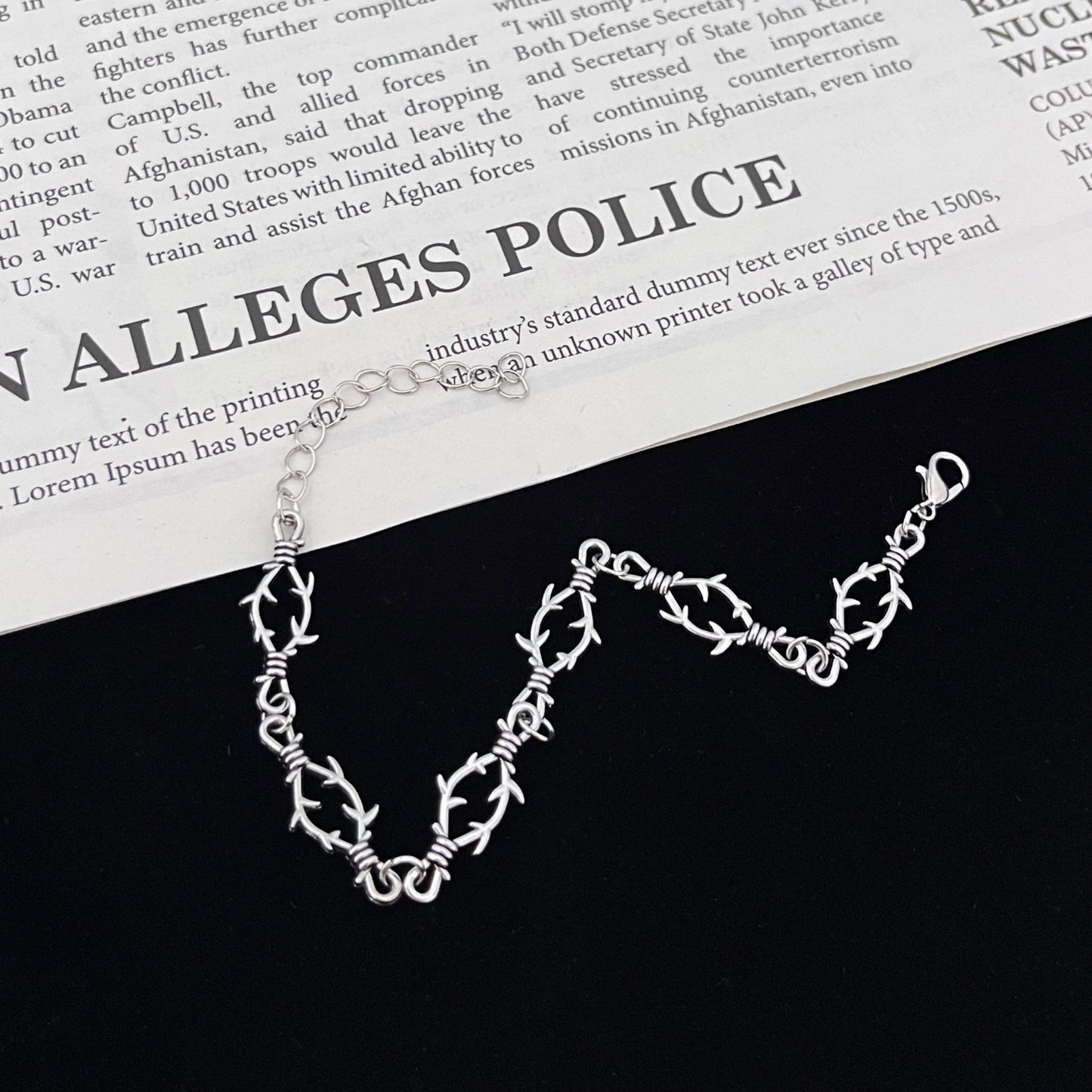Women's & Men's Street Trendy Niche Retro Hip Hop Cool Punk Necklaces