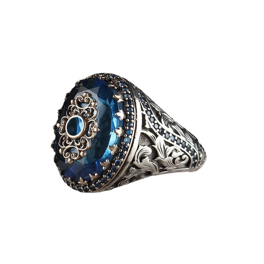 Popular Men's Retro Domineering Carved Punk Rings