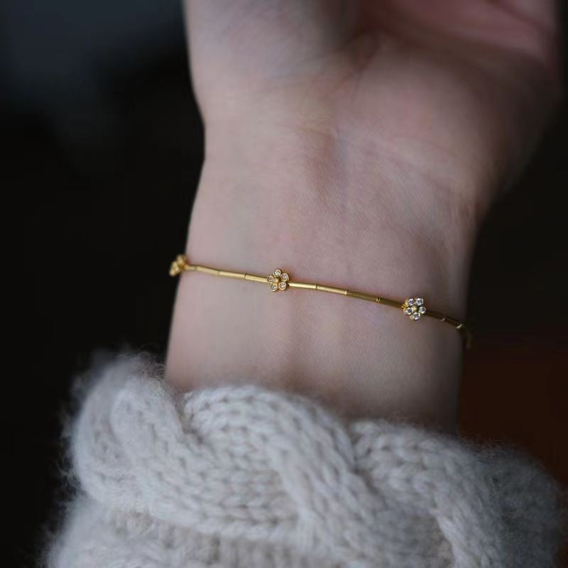 Women's Inlaid Small Flower Golden Tube Simple Exquisite High Sense Pork Bracelet