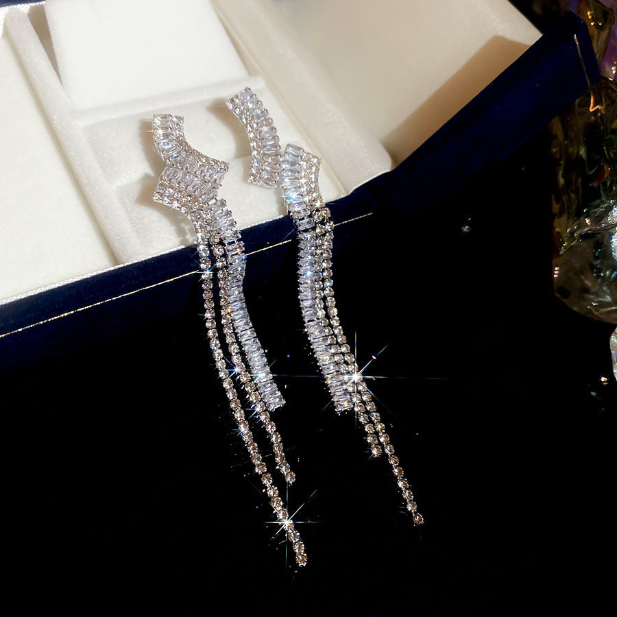 Korean Style White Zircon High-grade Simple Personalized Design Sense Earrings