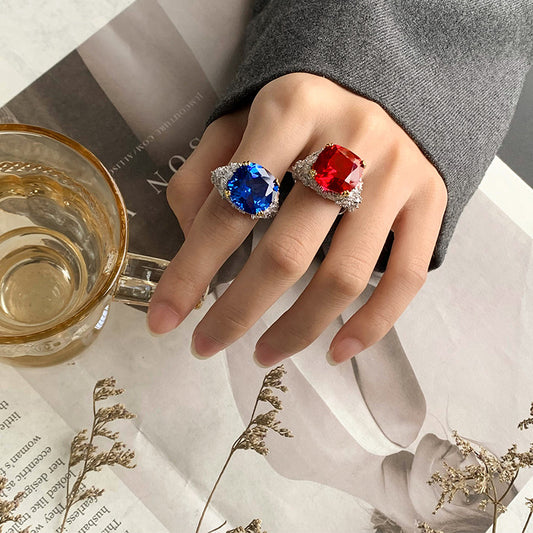 Women's Copper Sole Gold-plated Artificial Corundum Bird's Nest Cut Retro Rings