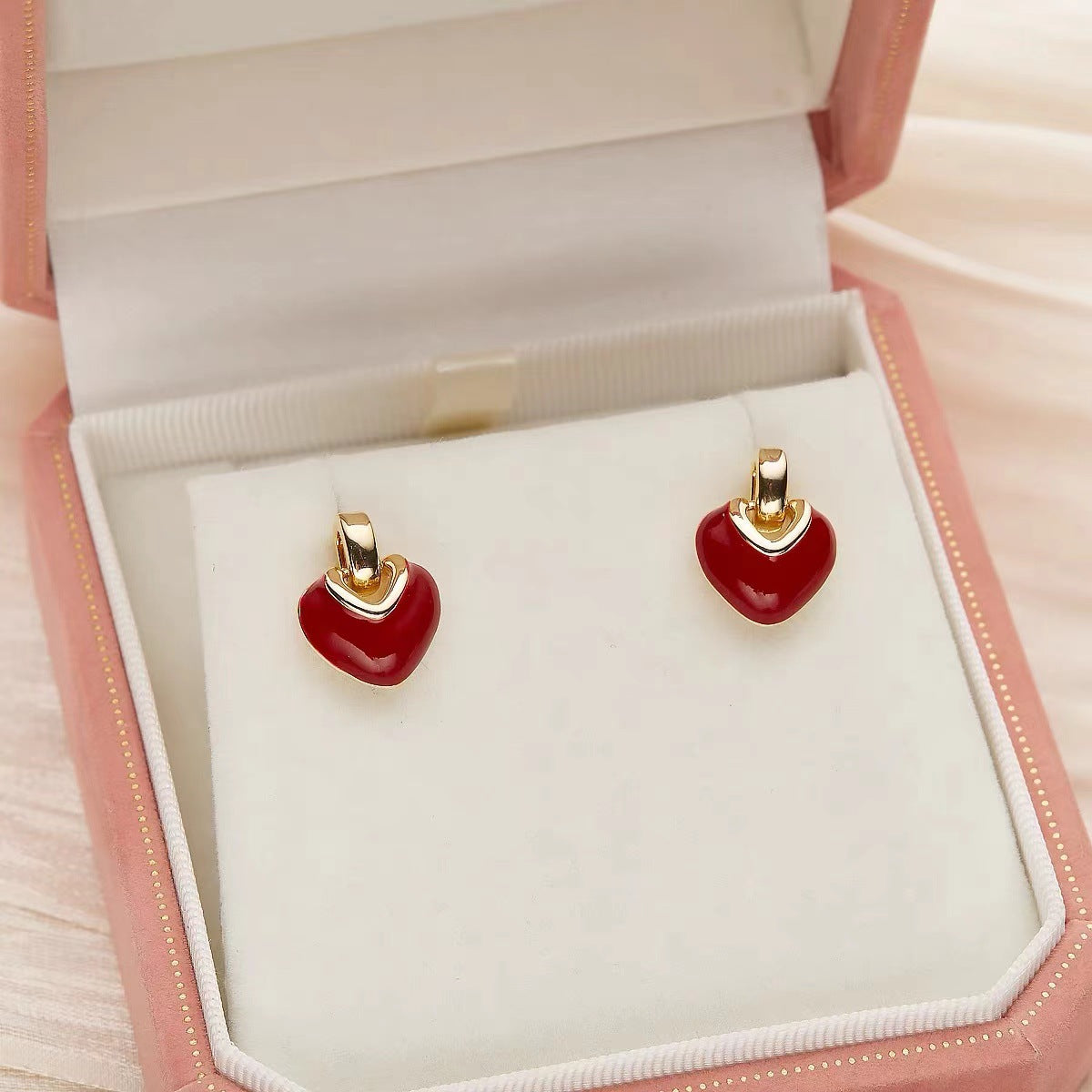 Light Luxury High-grade Red Love Female Earrings