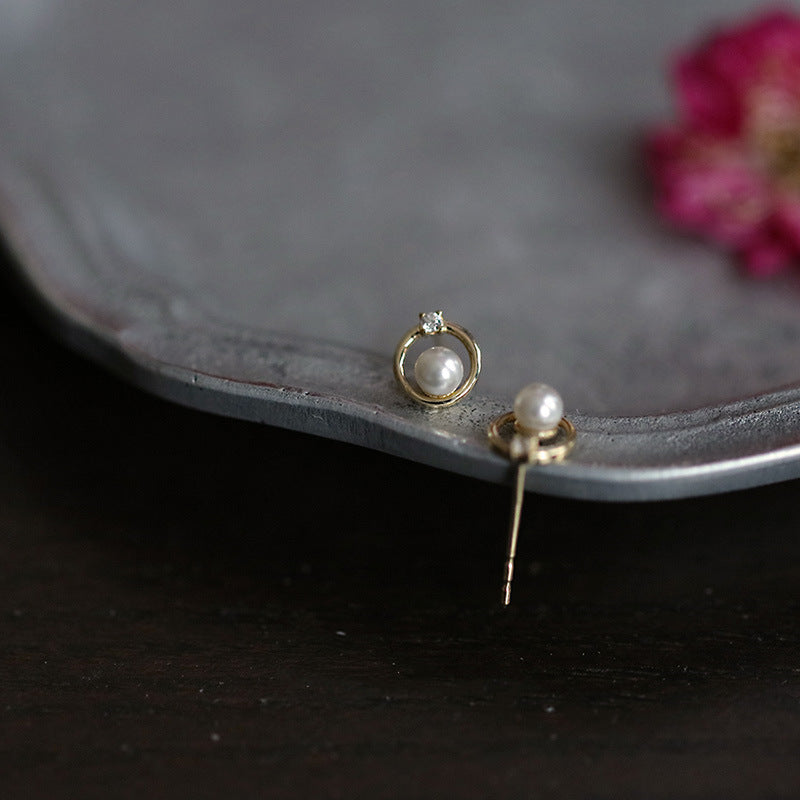 Pearl Shell Zirconium Diamond Small Circle Daily Rings