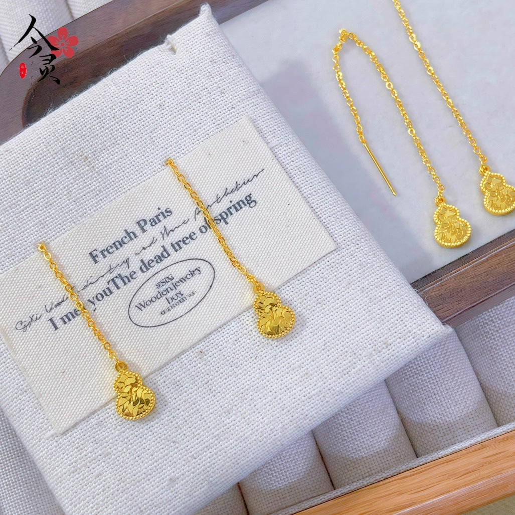Flash Mush Ice Four-leaf Clover Love Coin Female Affordable Luxury Ear Line