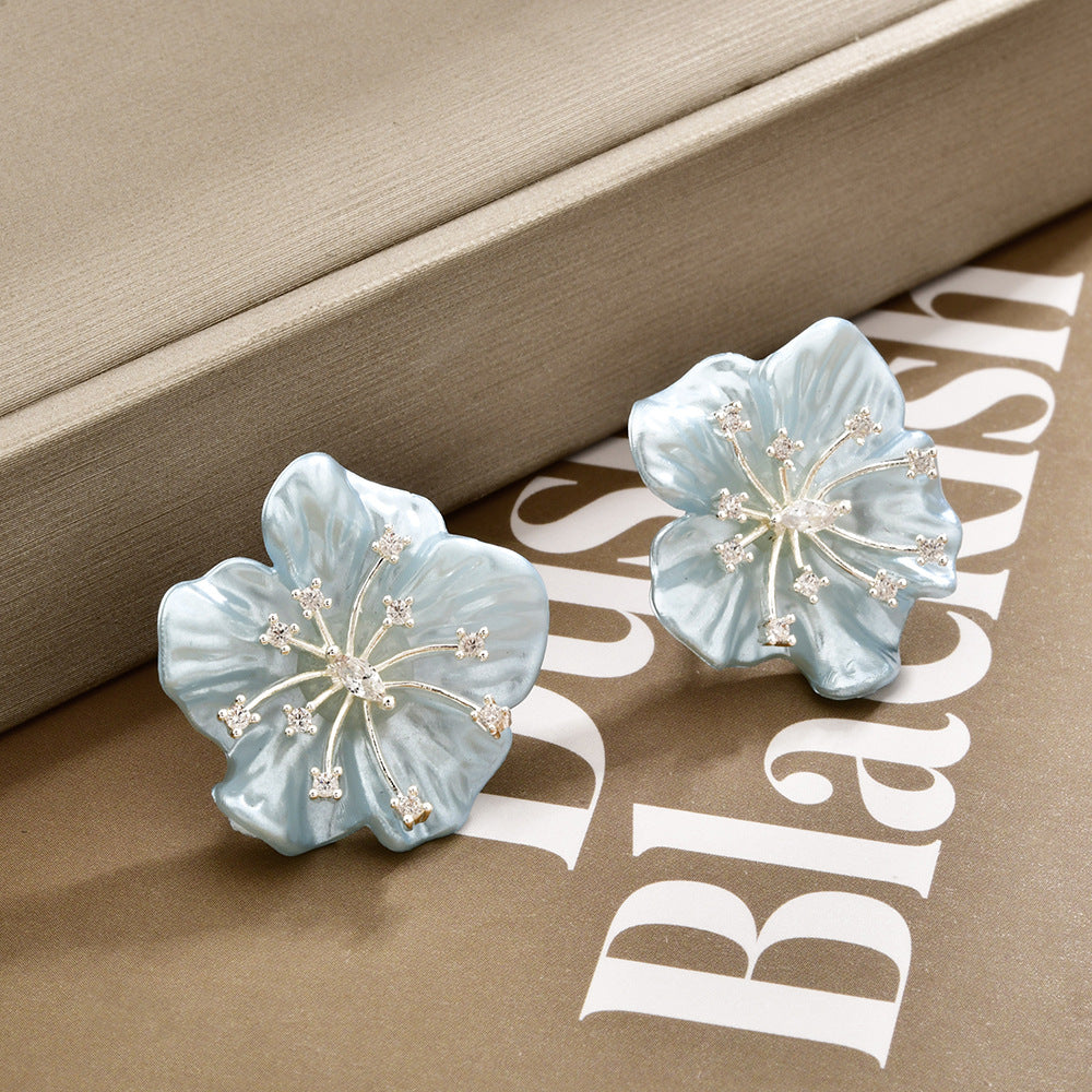 Women's Inlaid Zirconium Elegant Fresh Sweet Princess Style Fashion Peach Stud Earrings