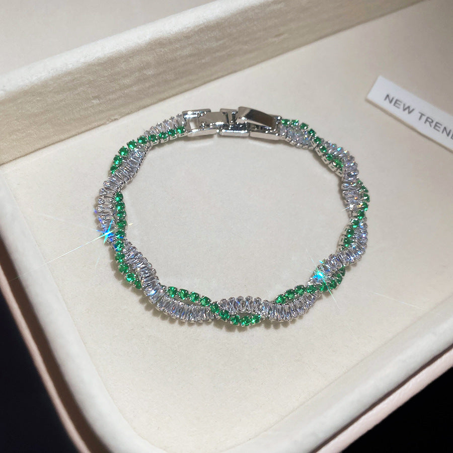 Women's Heart-shaped Zircon Adjustable Simple Fashion Light Luxury Bracelet