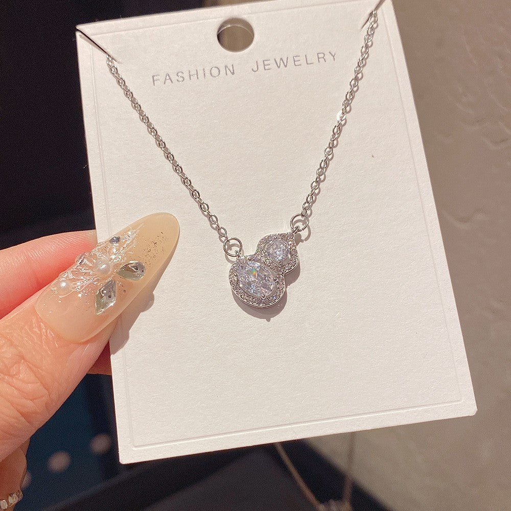 Women's Minority Simple Fashionable Elegant Zircon Clavicle Chain Titanium Steel Accessory Necklace