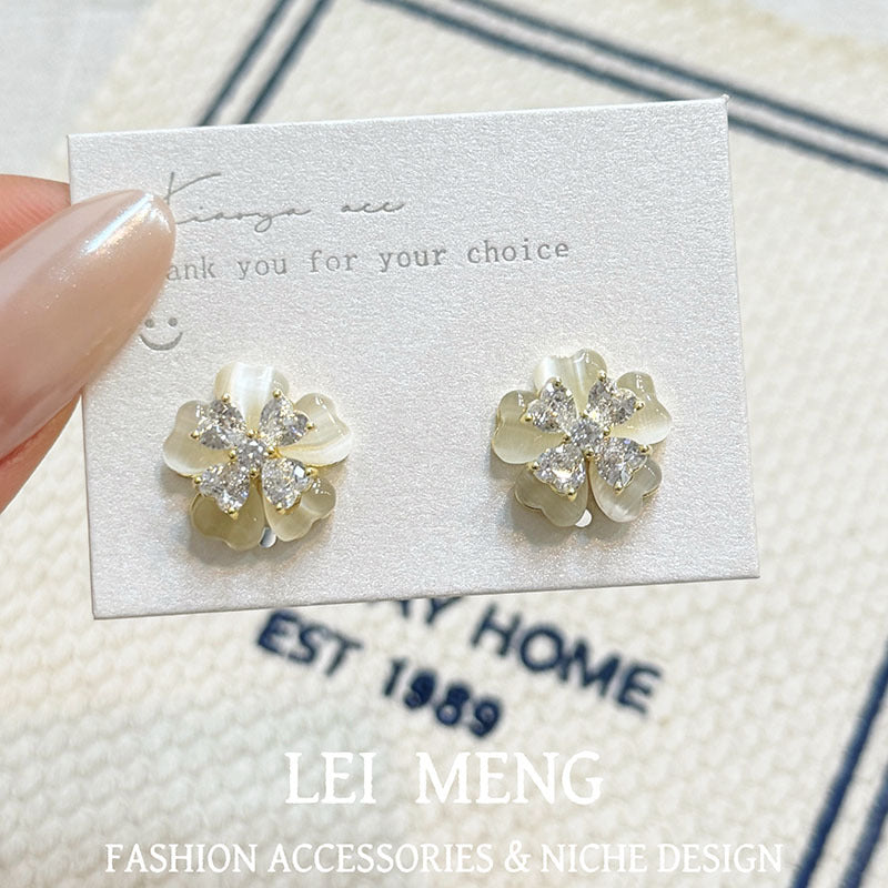 Women's Zircon Four-leaf Flower Simple Niche High-grade Personality Earrings