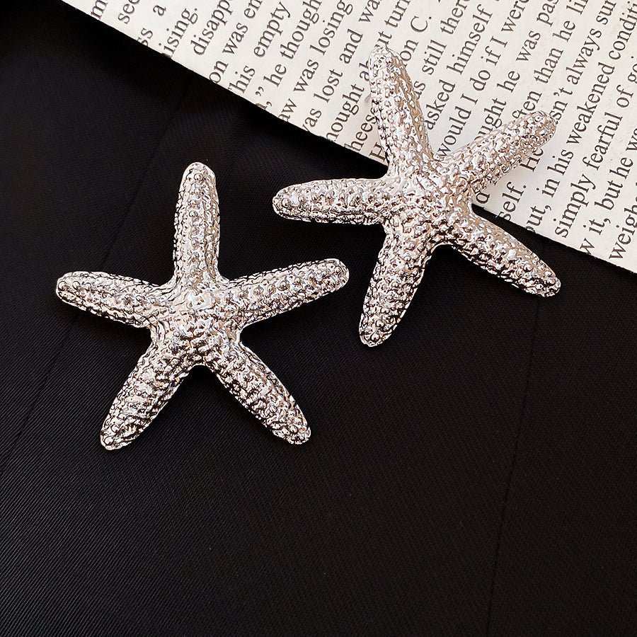 Women's Needle Round Curved Geometric Ear Retro Personalized Temperamental Light Luxury Earrings