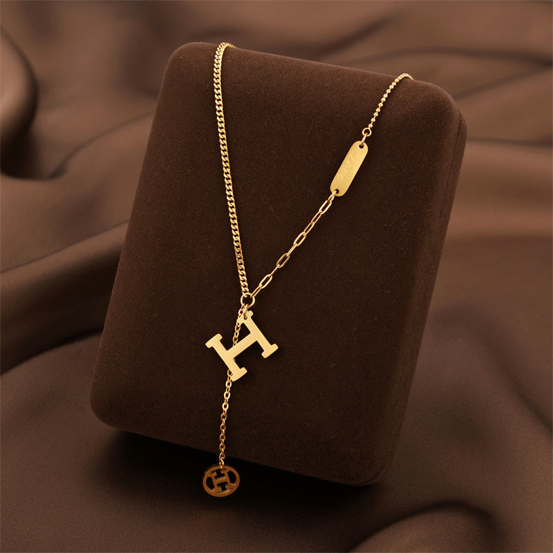Titanium Steel Female Niche Simple Temperament Clavicle Pendants